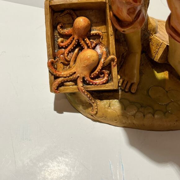 Vintage Italian Capodimonte Child Fish Seller Statue hand painted - Picture 12 of 12